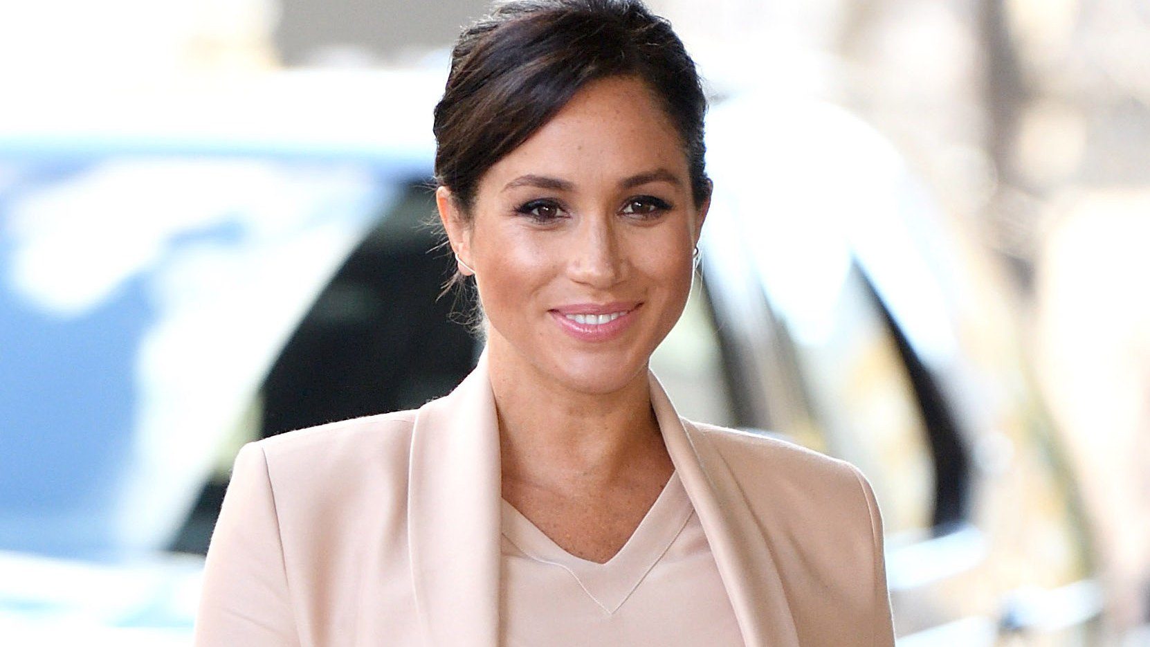 9 Meghan Markle Wellness Tips to Feel Strong and Calm Meghan Markle Well-being guide