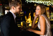 20 Tips on How to Flirt Successfully Without Being Cringe Example of how to flirt successfully