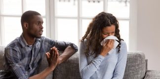 How to Apologize Correctly: A Man’s Guide to Being Heard man-apologizing-to-woman-after-quarre