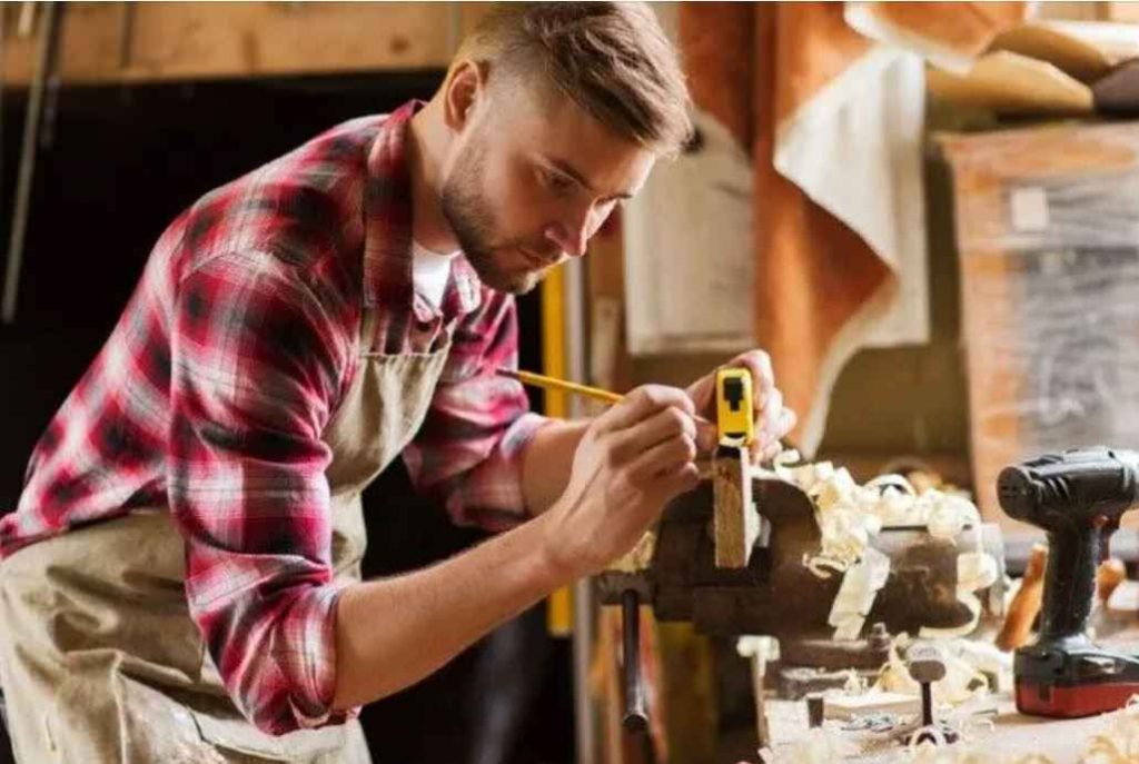 a hobby like caroentry hlps a man have a life outside a relationship